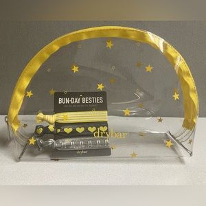 DryBar Make-up Bag w/ Bun-Day Besties Hair Ties